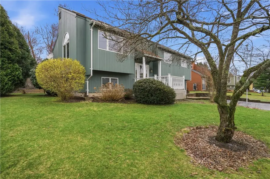 77 Valley View Drive, Cranston, RI 02921 - #3