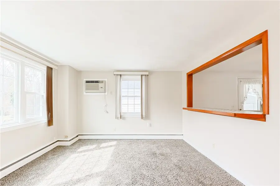 47 Dartmouth Avenue, Riverside, RI 02915 - #3