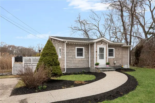 99 River Vue Avenue, Warwick, RI 02889