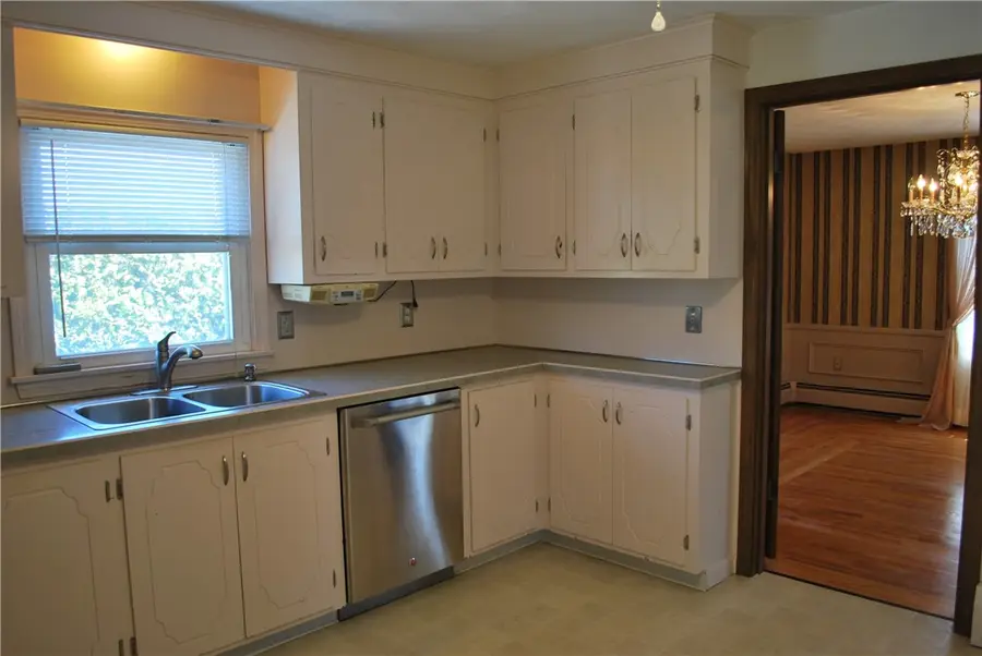 3 Carriage Way, North Providence, RI 02904 - #3