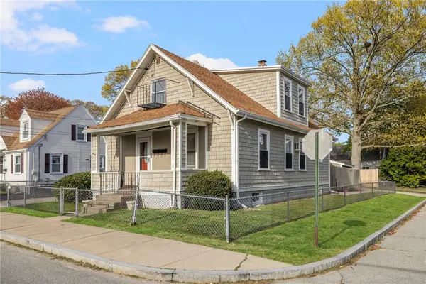 67 Ash Street, Lincoln, RI 02865