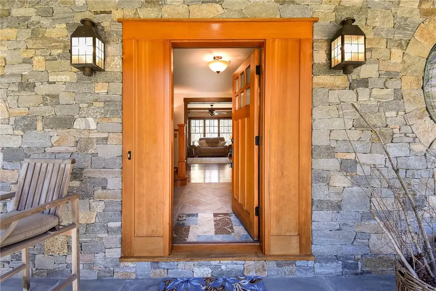 165 Lenihan Lane, East Greenwich, RI 02818 - #2