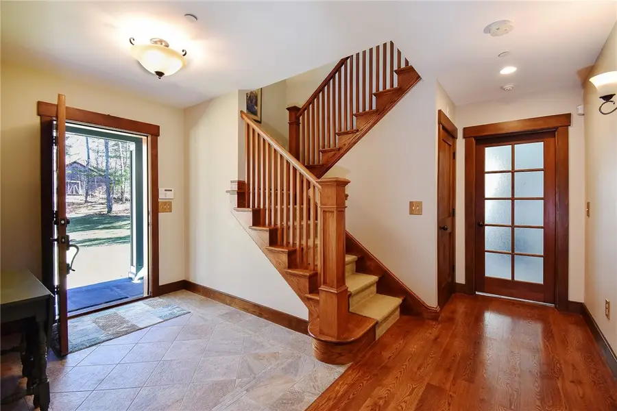 165 Lenihan Lane, East Greenwich, RI 02818 - #3