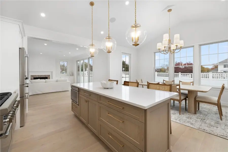 12 Lookout Lane, Portsmouth, RI 02871 - #2