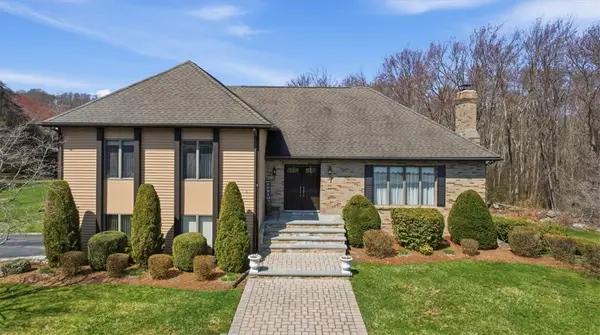 6 Christopher Drive, Johnston, RI 02919