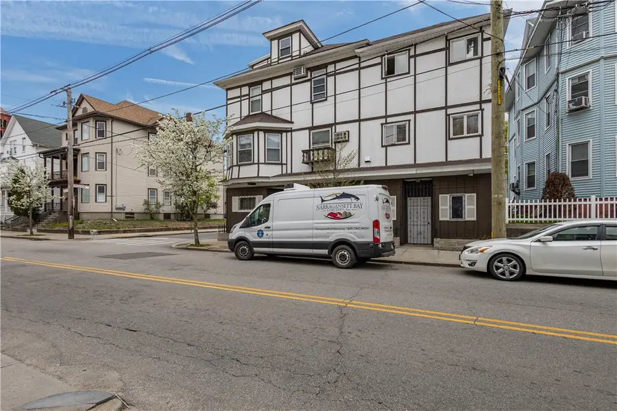 129 Academy Avenue, Providence, RI 02908 - #3