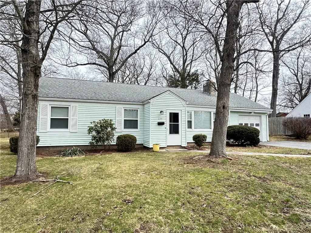 135 South Pierce Road, East Greenwich, RI 02818 - #1