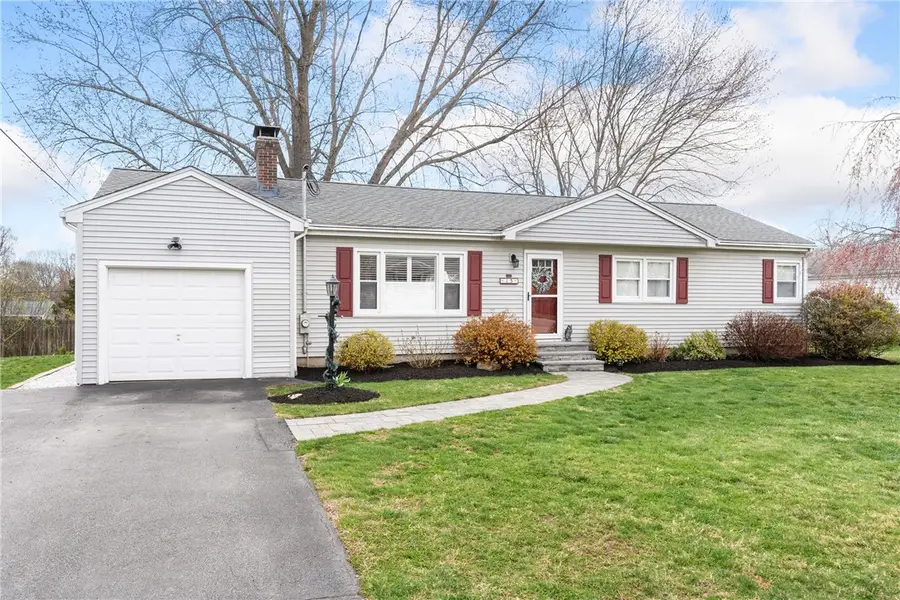 15 Green Street, Cumberland, RI 02864 - #2