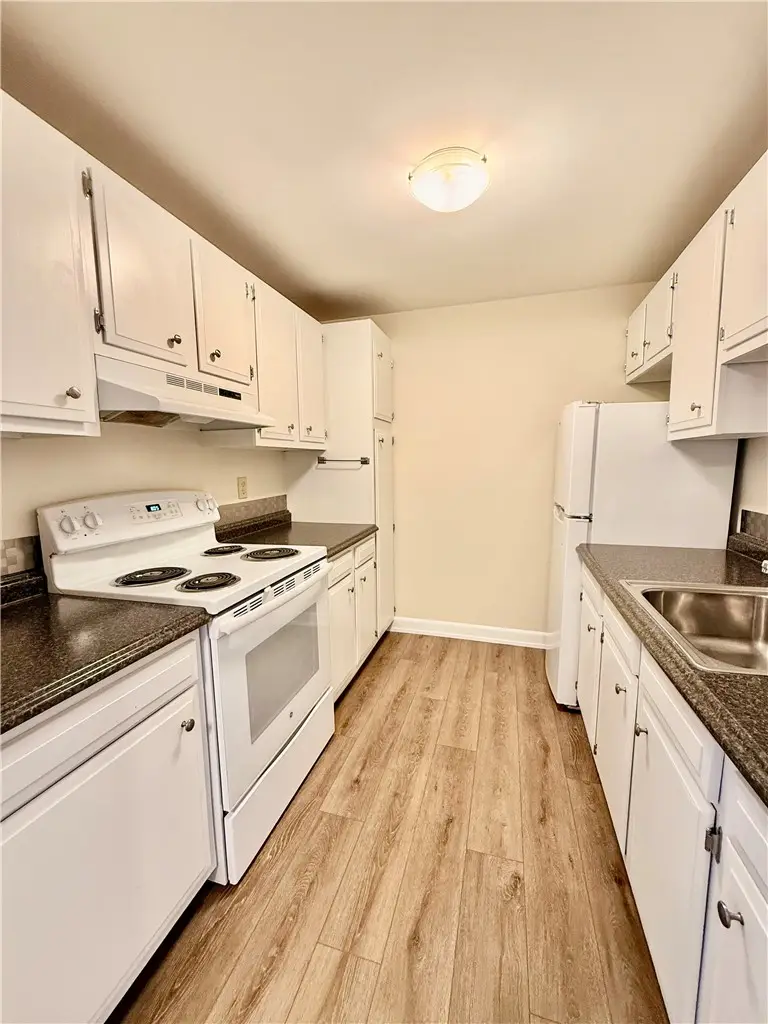 40 Cowesett Avenue #33, West Warwick, RI 02893 - #1