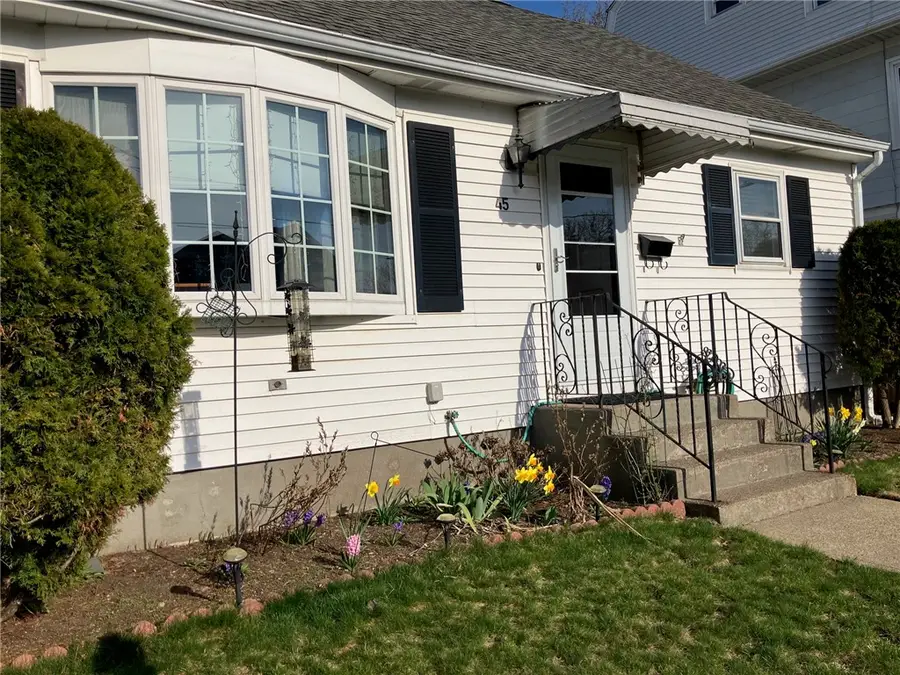 45 Perrin Avenue, Pawtucket, RI 02861 - #3