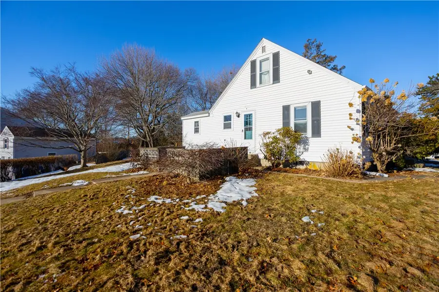 35 Clemente Drive, East Greenwich, RI 02818 - #3