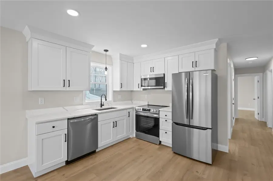 804 Douglas Avenue, Providence, RI 02908 - #3