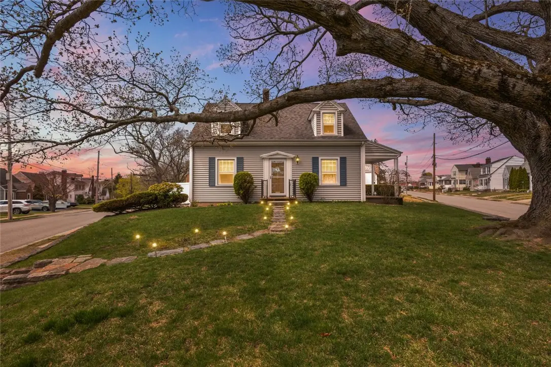 381 Auburn Street, Cranston, RI 02910 - #1