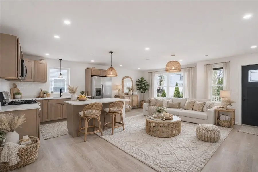 39 Douglas Avenue, Providence, RI 02908 - #3