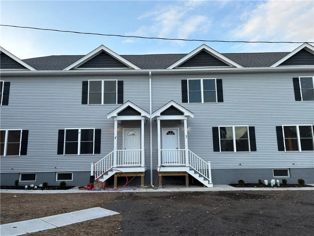 184 Avenue C #M3, Woonsocket, RI 02895 - #1