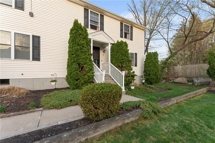 6 Legris Commons Lane #5, West Warwick, RI 02893 - #2