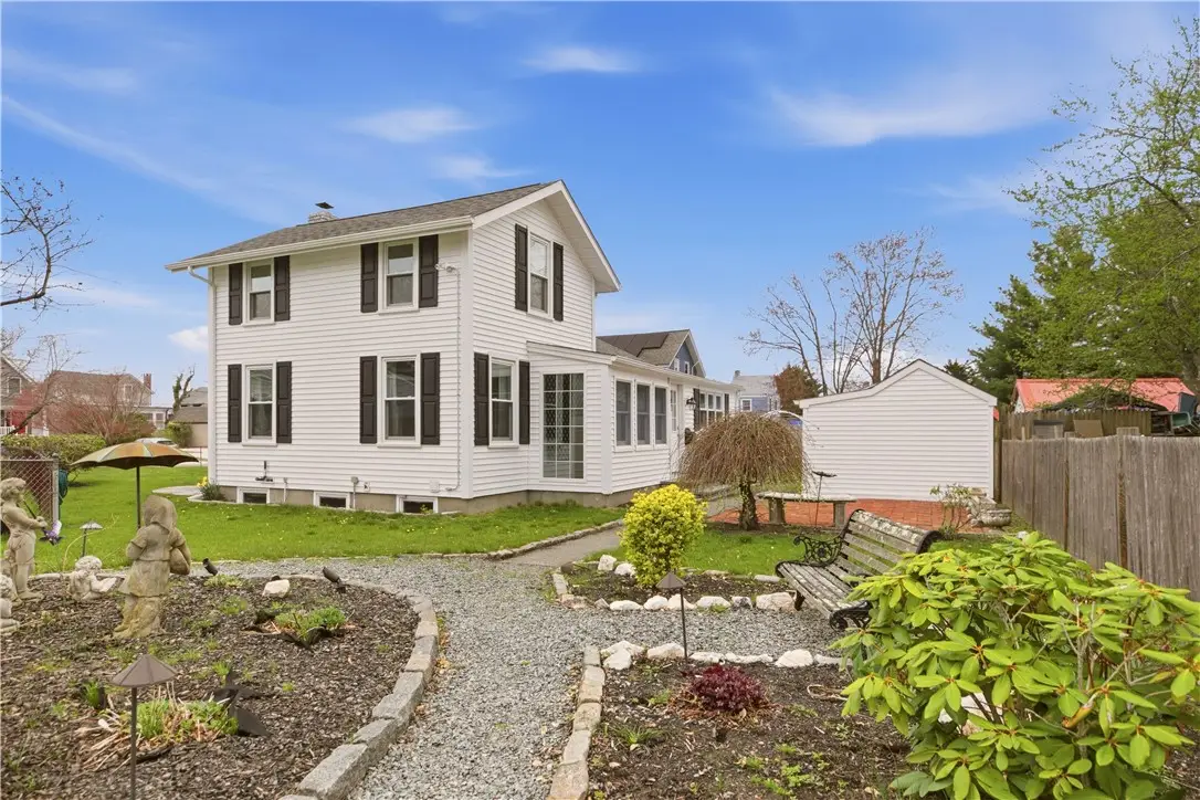 9 Leslie Avenue, Barrington, RI 02806 - #1