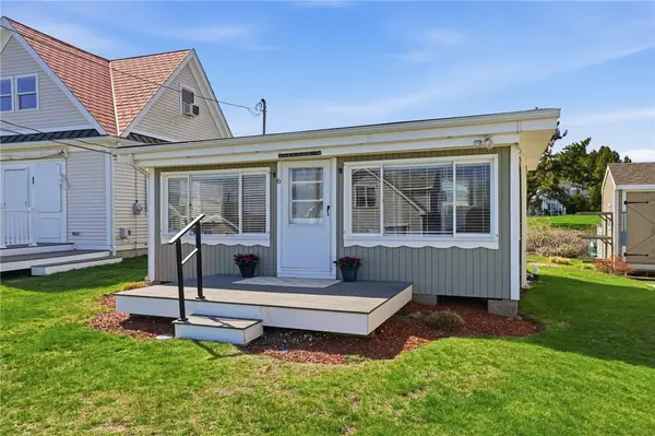 64 Burnside Avenue, Narragansett, RI 02882