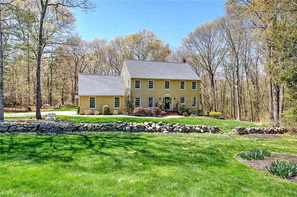 235 Holly Hills Lane, North Kingstown, RI 02874