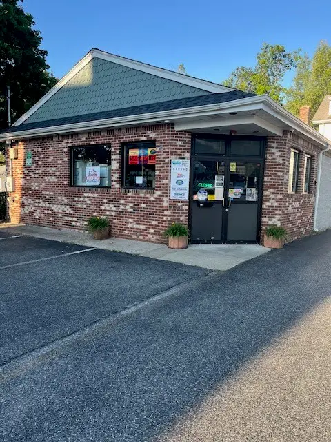 Address Withheld By Seller, Cumberland, RI 02864 - #3
