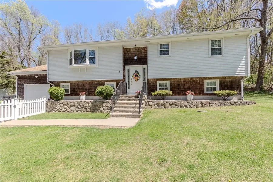 4 Clark Road, Smithfield, RI 02917 - #3