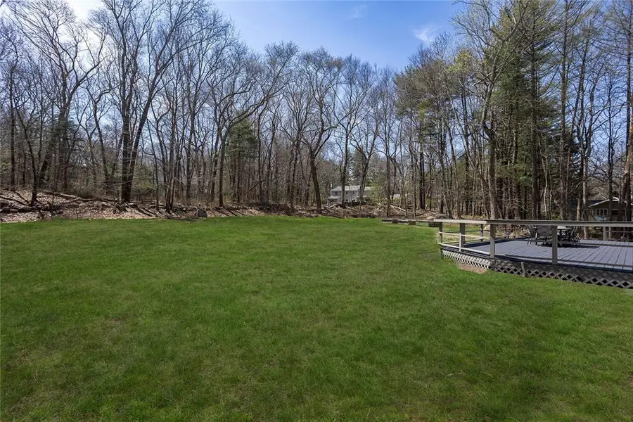 10 Arbor Way, East Greenwich, RI 02818 - #3