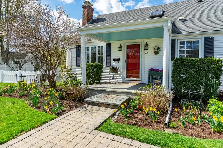 42 Grasslands Road, East Greenwich, RI 02818 - #2