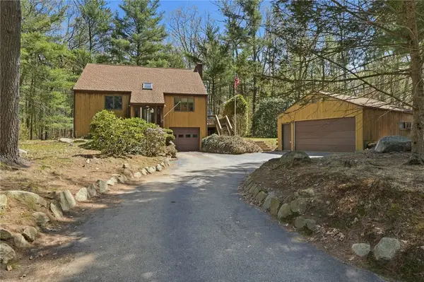 35 Fanning Lane, Smithfield, RI 02828
