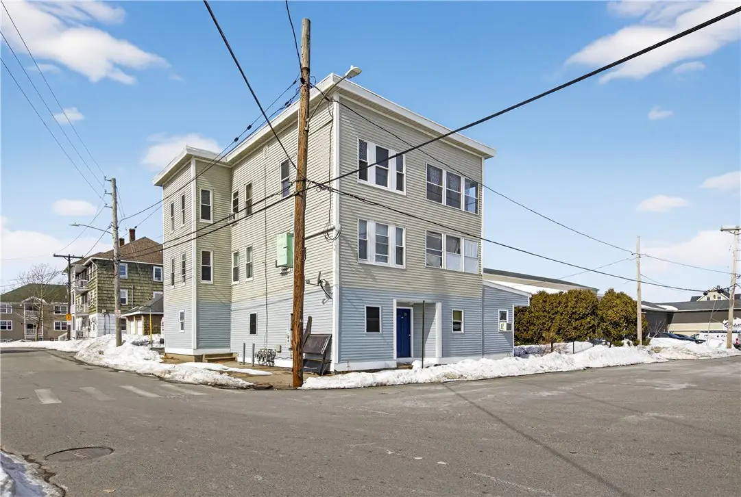 538 Wood Avenue, Woonsocket, RI 02895 - #1