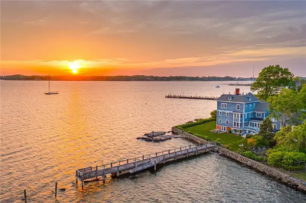 8 Walley Street #3 & 4, Bristol, RI 02809