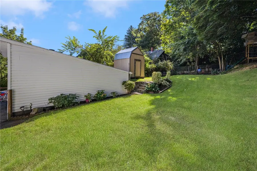 24 Lincoln Avenue, Coventry, RI 02816 - #3