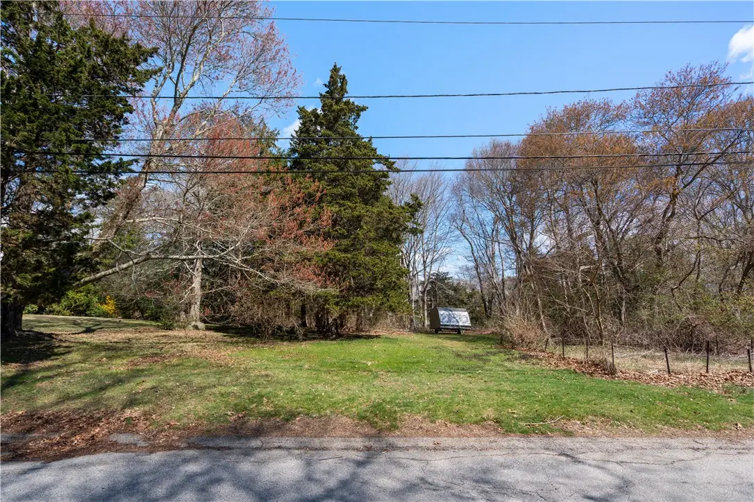 23 Smith Street, Bristol, RI 02809 - #1