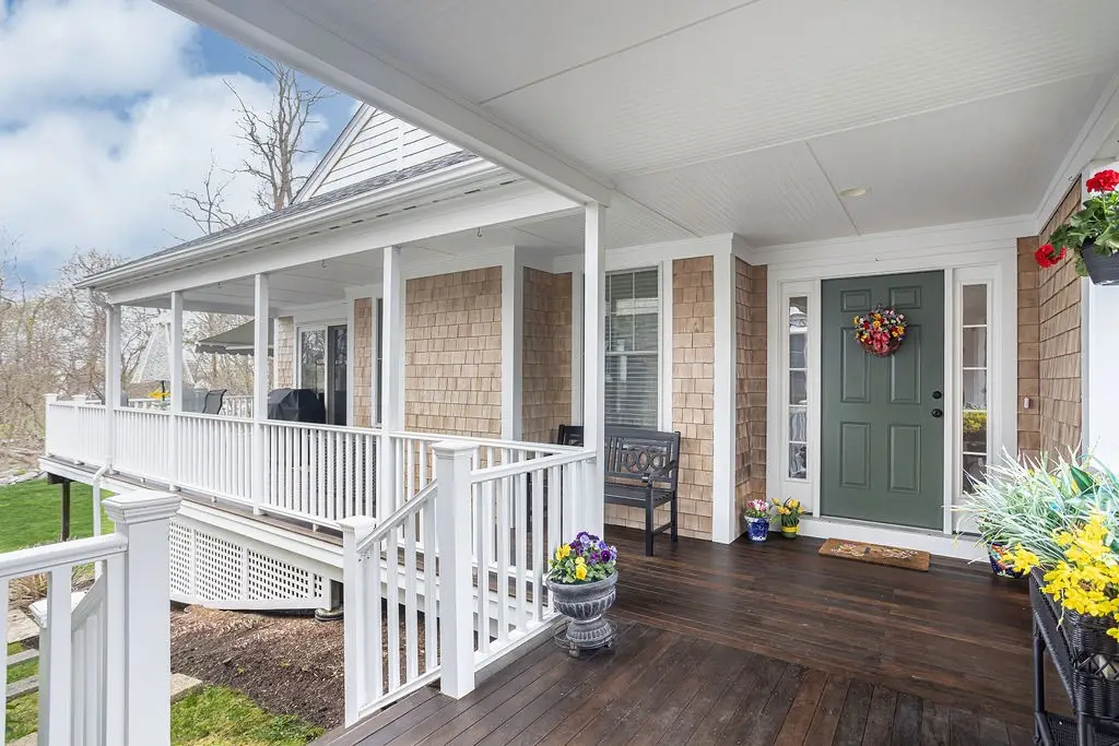 42 Ferry Landing Circle, Portsmouth, RI 02871 - #1