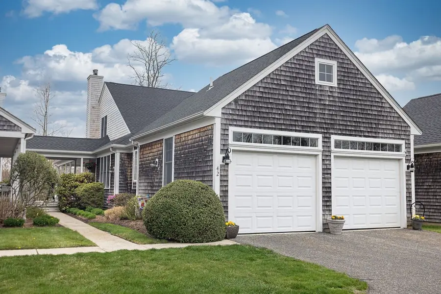 42 Ferry Landing Circle, Portsmouth, RI 02871 - #2