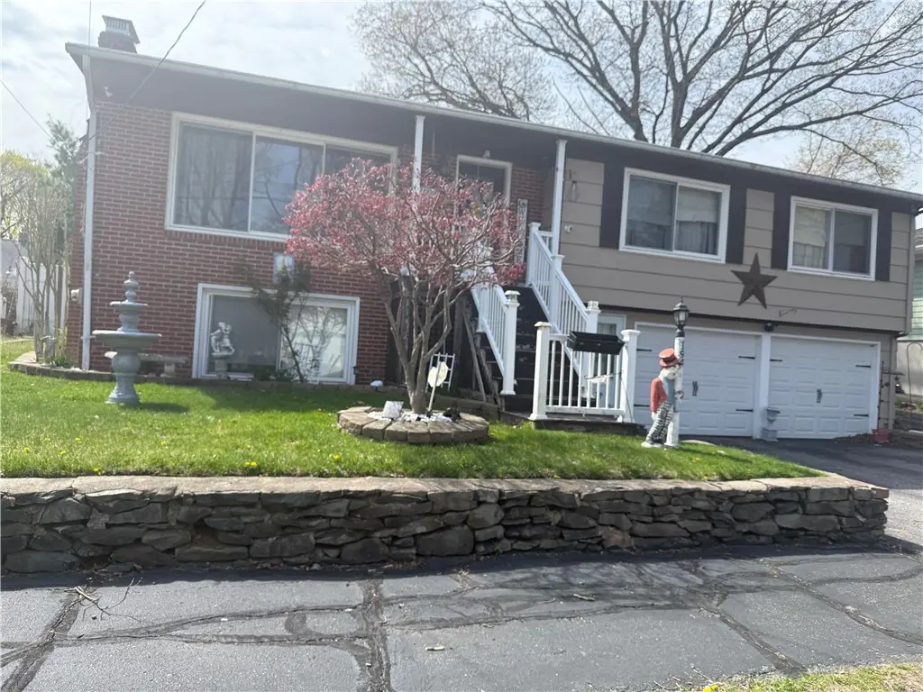 194 Parkside Avenue, Pawtucket, RI 02861 - #1