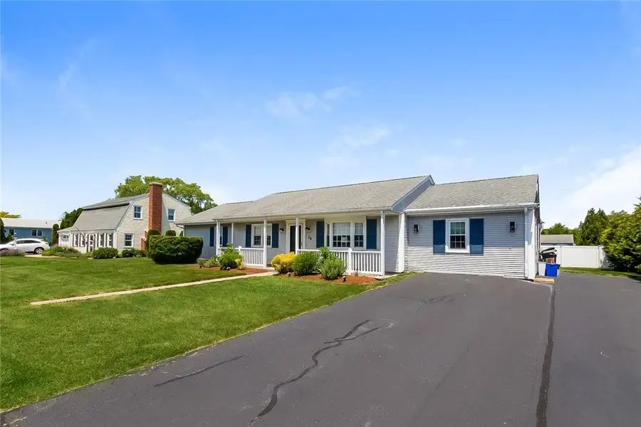 39 Davisville Lane, Narragansett, RI 02882 - #2