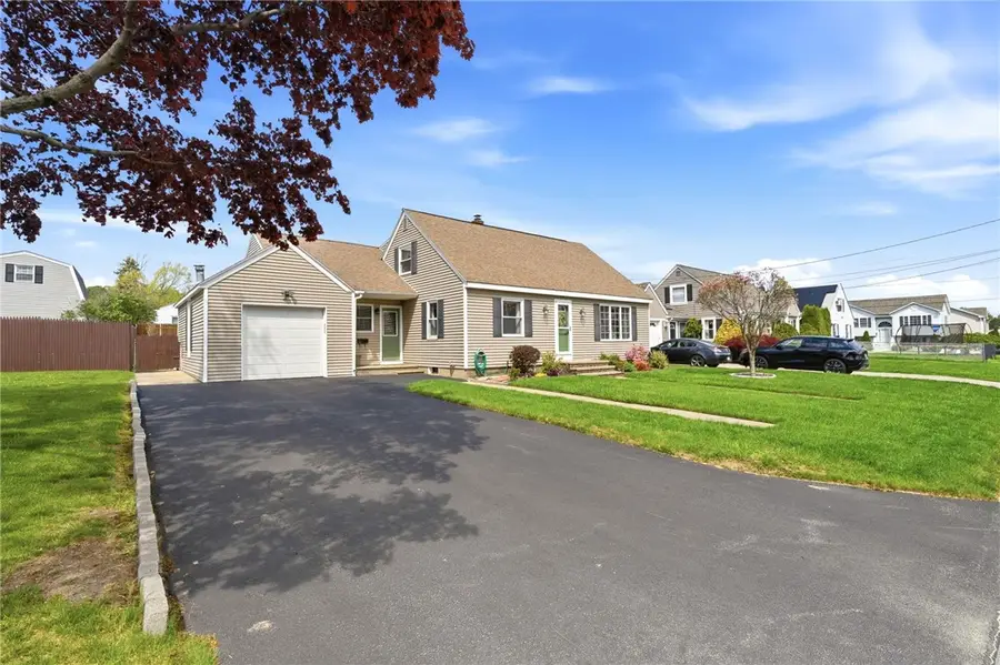 123 Royal Avenue, Cranston, RI 02920 - #2