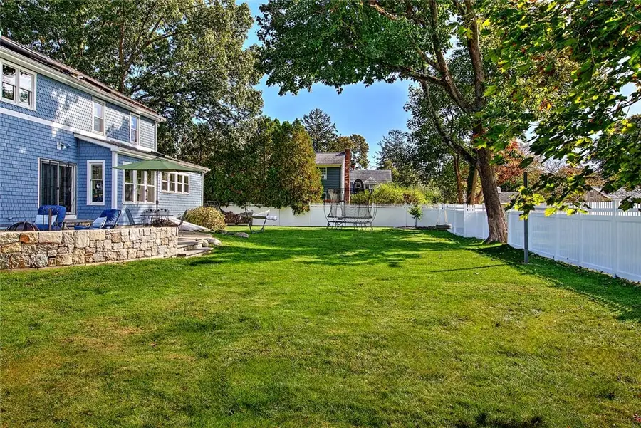 8 Bay Avenue, Barrington, RI 02806 - #3