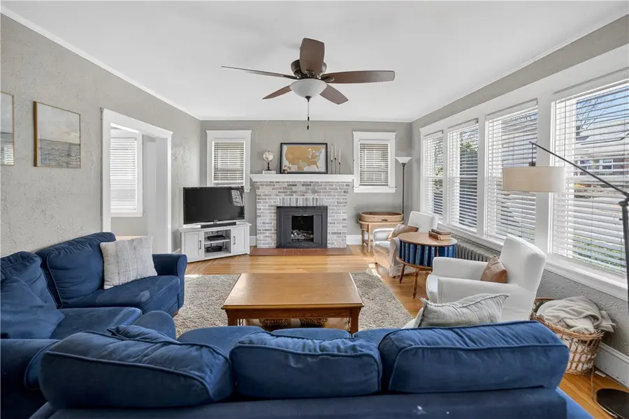 43 Longwood Avenue, Providence, RI 02908 - #3