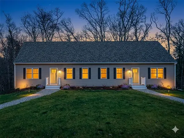 35 Glendale Avenue, Tiverton, RI 02878