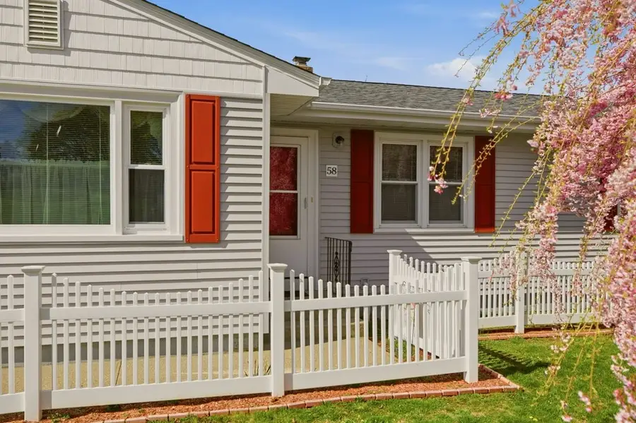 58 Redwood Road, Portsmouth, RI 02871 - #3