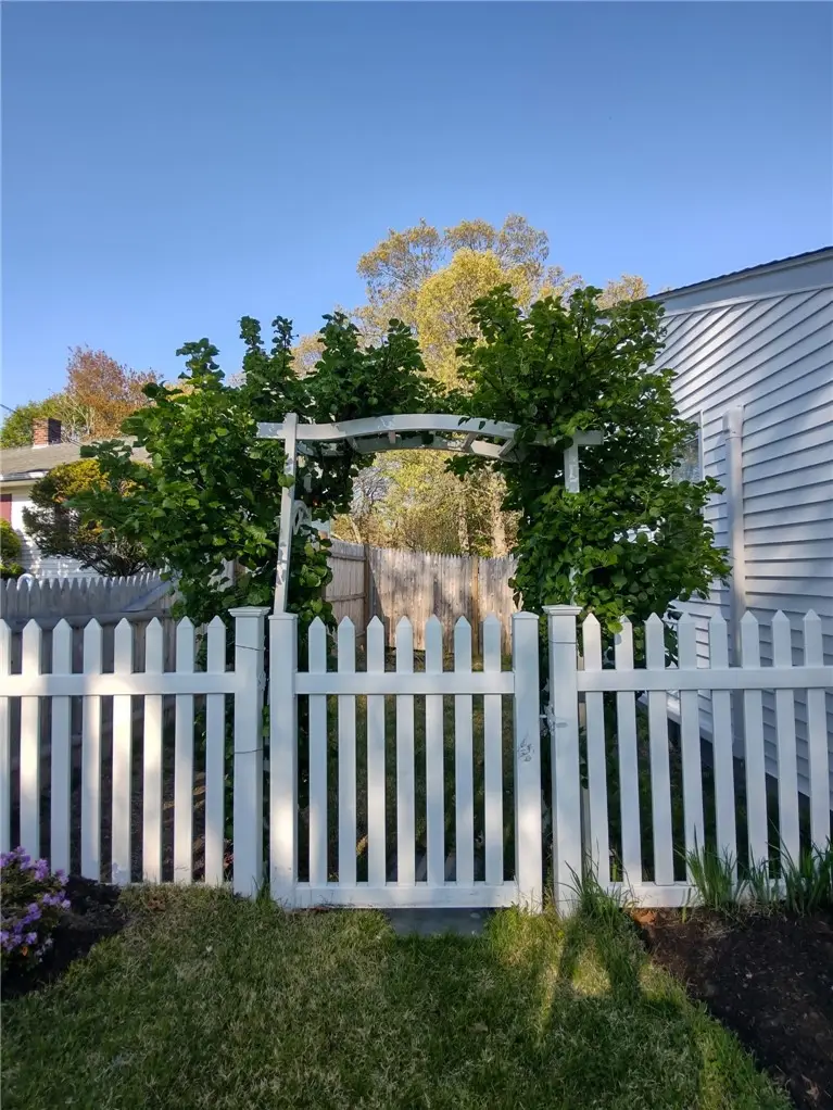 26 Potomac Road, Warwick, RI 02888 - #3