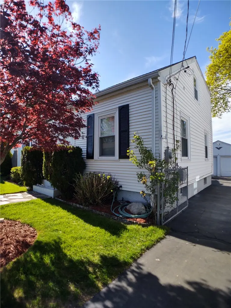 21 Urban Avenue, Pawtucket, RI 02860 - #3