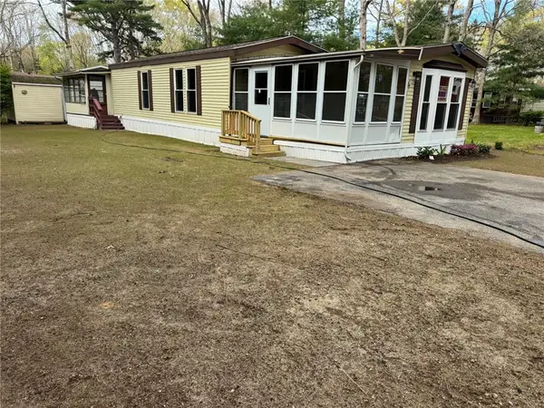 6 Hide-a-way, Coventry, RI 02816