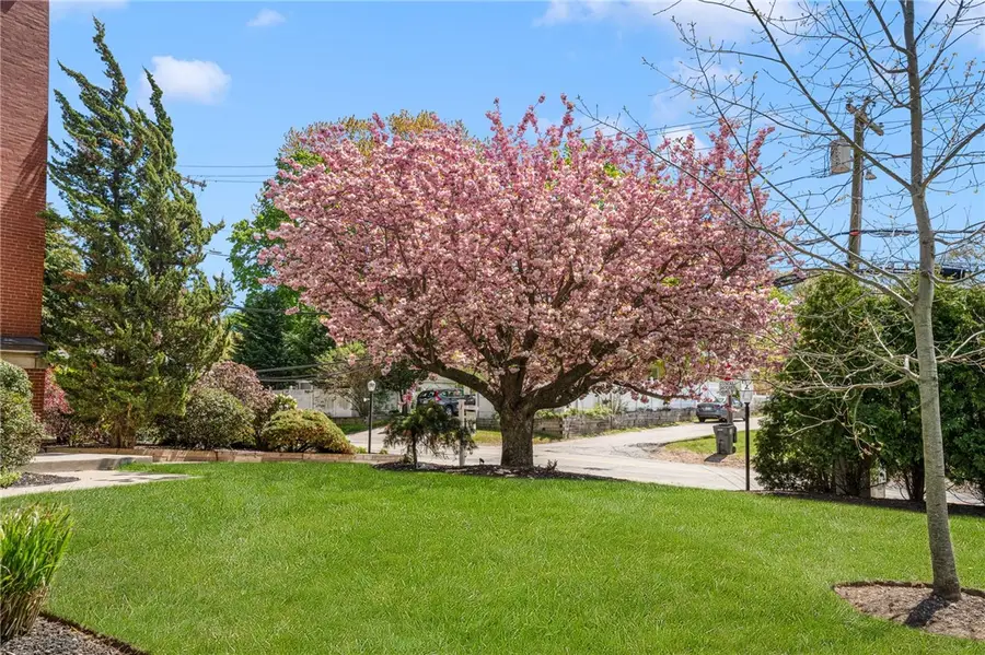 15 Curtis Street #104, Cranston, RI 02920 - #2