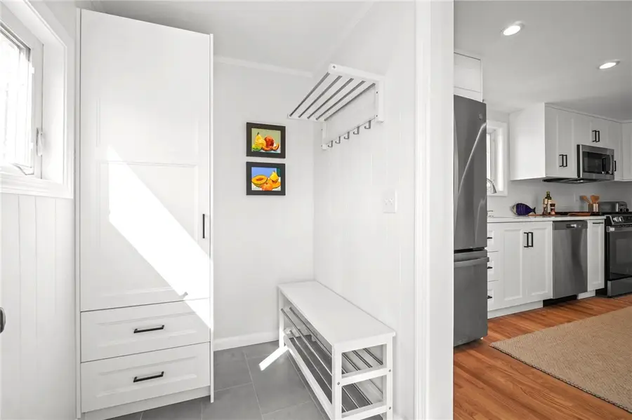 67 Montgomery Road, Swansea, MA 02777 - #3