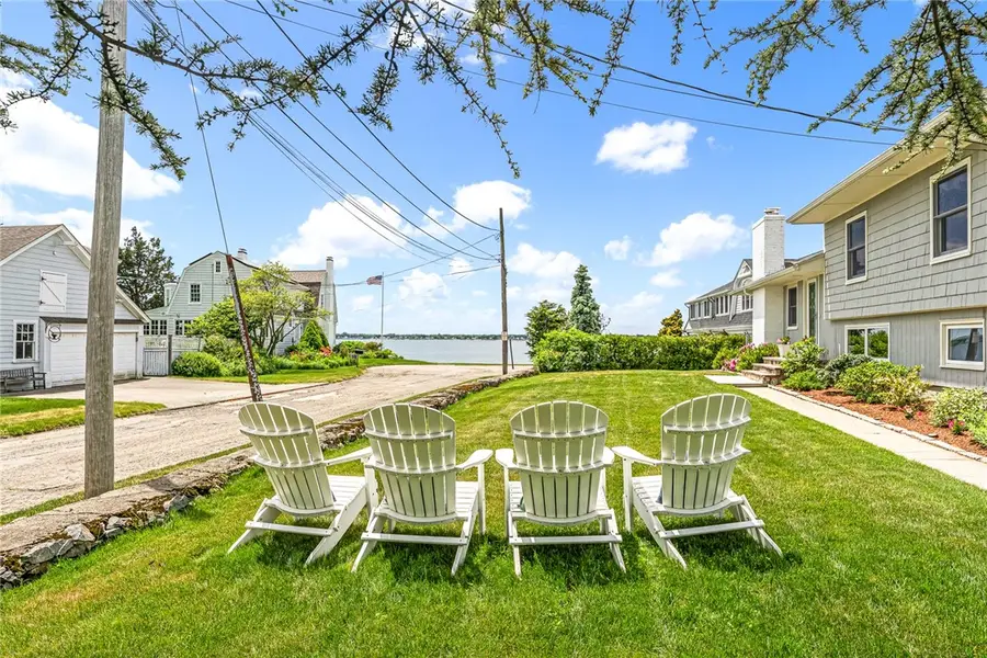 25 Appian Way, Barrington, RI 02806 - #2