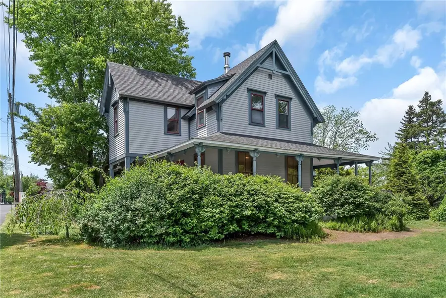 41 Lippitt Avenue, Warwick, RI 02889 - #3