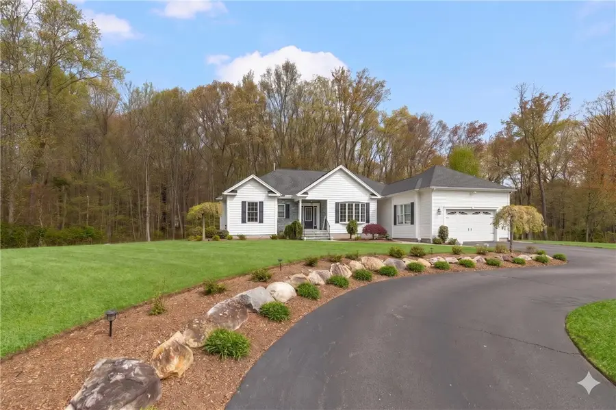 136 Rome Court, Cranston, RI 02921 - #3
