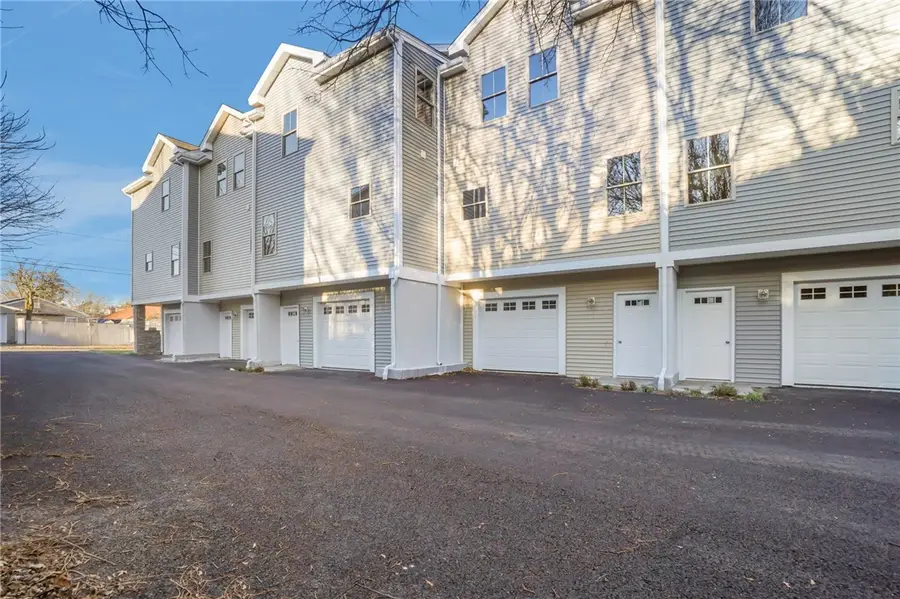 11 Stone Street #D, Providence, RI 02904 - #2